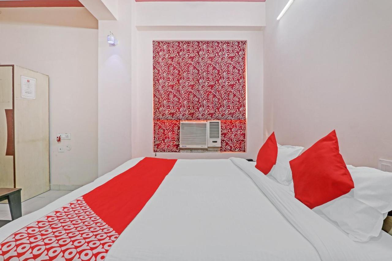 Oyo 27695 Hotel Relation Kanpur Exterior photo