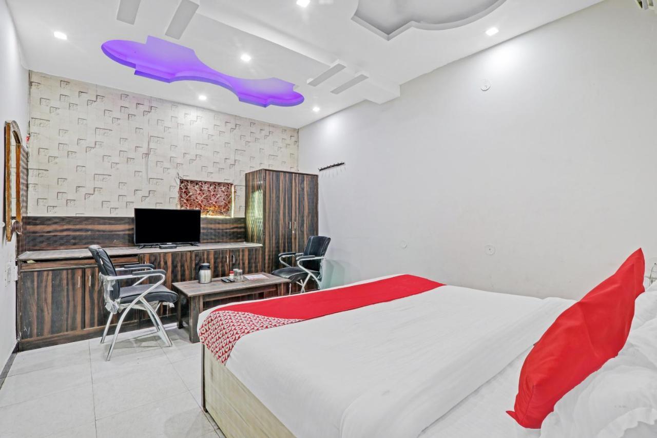 Oyo 27695 Hotel Relation Kanpur Exterior photo