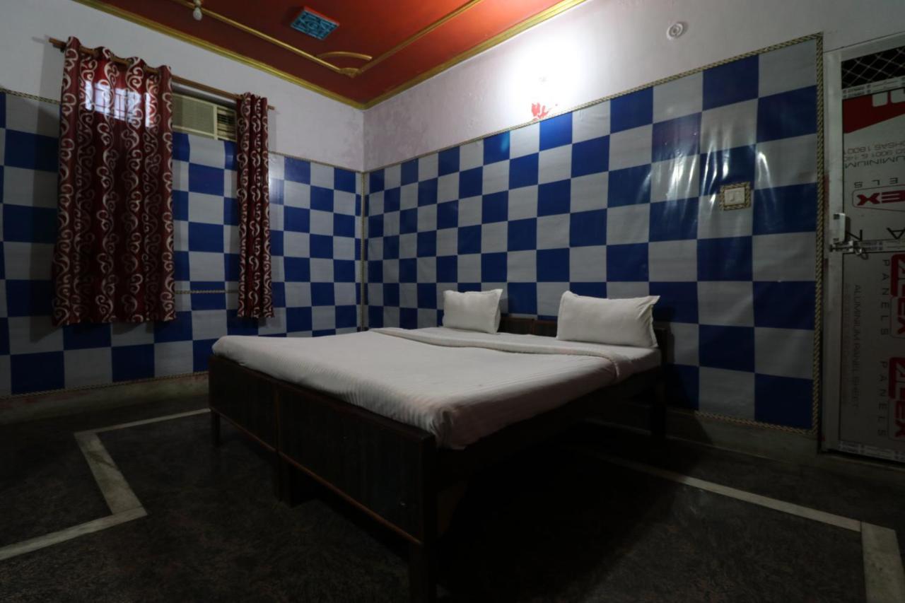 Oyo 27695 Hotel Relation Kanpur Exterior photo