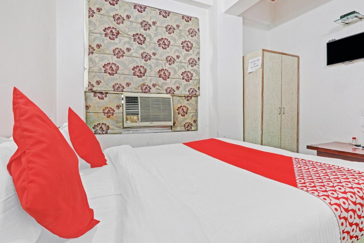 Oyo 27695 Hotel Relation Kanpur Exterior photo