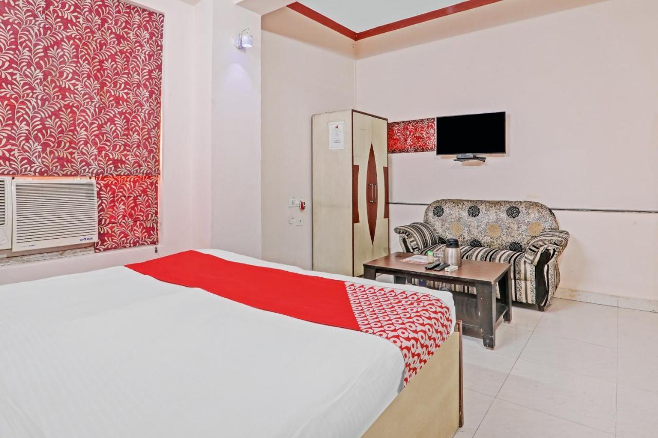 Oyo 27695 Hotel Relation Kanpur Exterior photo