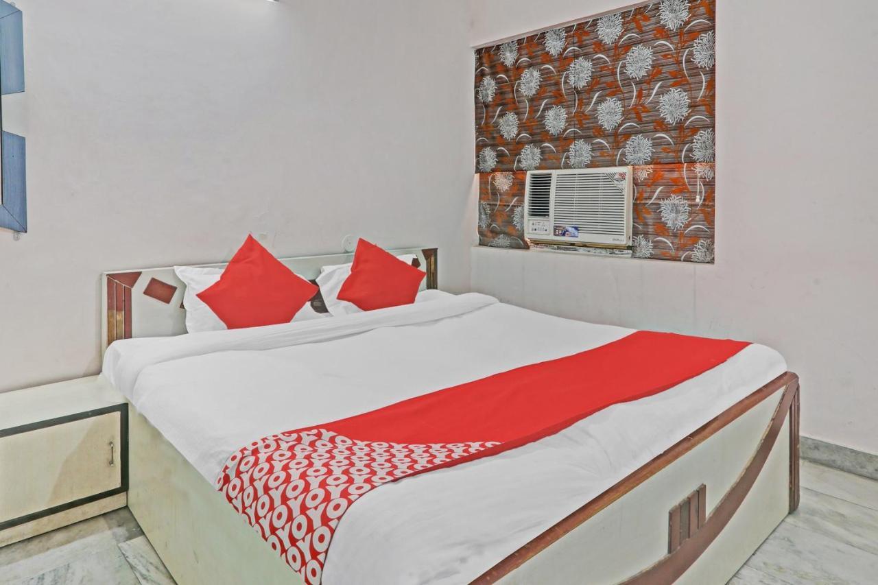 Oyo 27695 Hotel Relation Kanpur Exterior photo