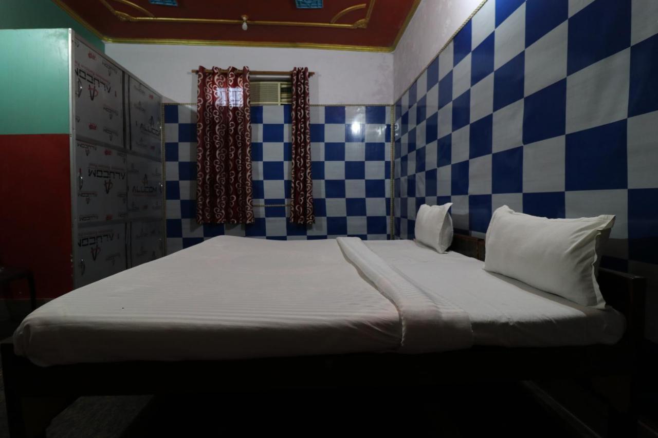 Oyo 27695 Hotel Relation Kanpur Exterior photo